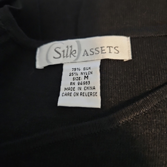 Silk Assets DVF Pull Over Silk Blend  Black Sweater Asymmetrical Neckline - Picture 8 of 9